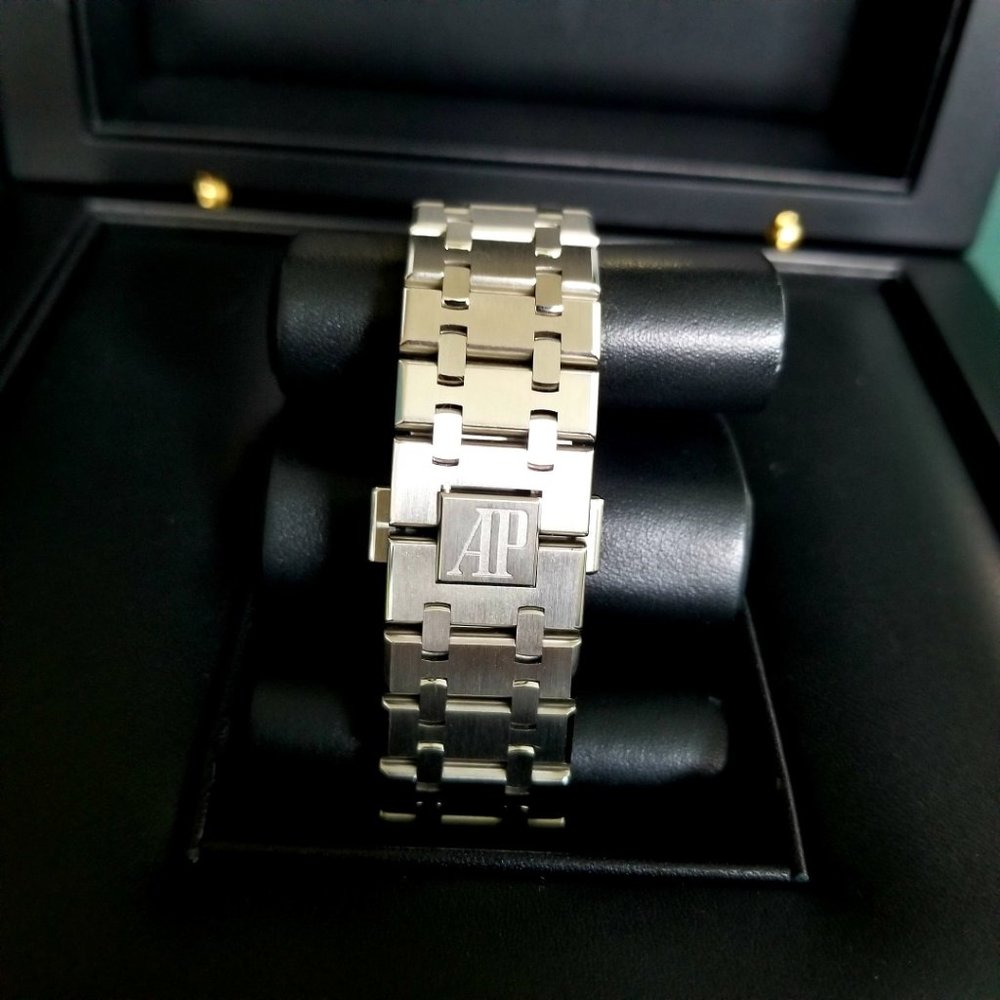 2019 Audemars Piguet 15400ST Stainless Steel - Picture 5 of 7